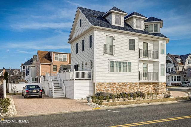 550 Whiting Avenue, Manasquan, NJ 08736