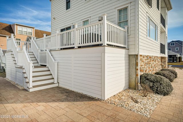550 Whiting Avenue, Manasquan, NJ 08736