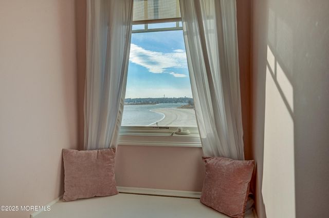 550 Whiting Avenue, Manasquan, NJ 08736