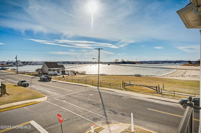 550 Whiting Avenue, Manasquan, NJ 08736