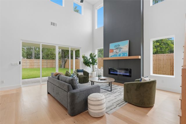 3610 Durango Drive, Dallas, TX 75220