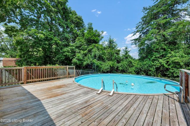 13315 Horncastle Way, Louisville, KY 40272