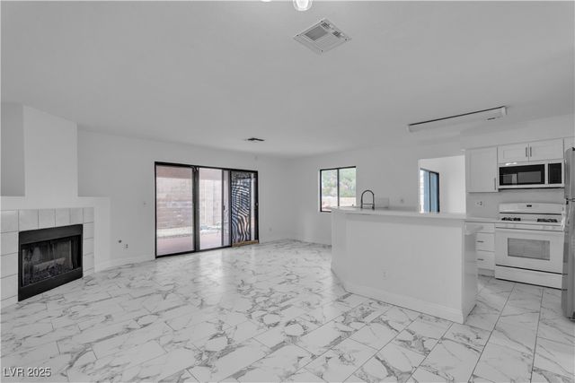 137 Wynntry Drive, Henderson, NV 89074