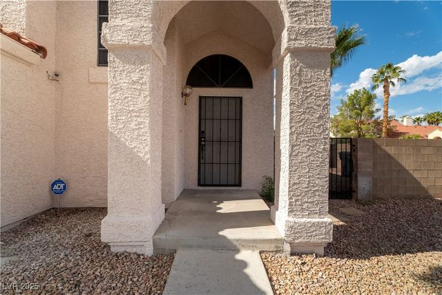 137 Wynntry Drive, Henderson, NV 89074