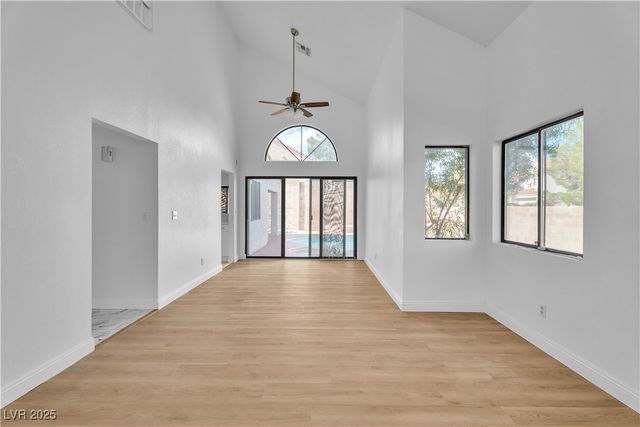 137 Wynntry Drive, Henderson, NV 89074