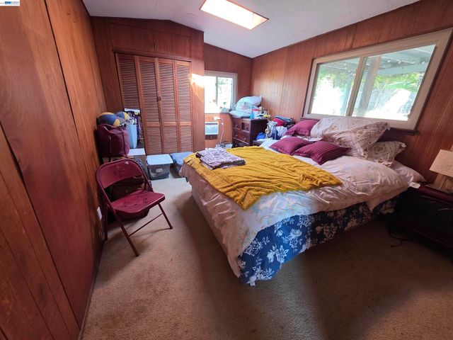 40 Sandy Beach Rd, Vallejo, CA 94590