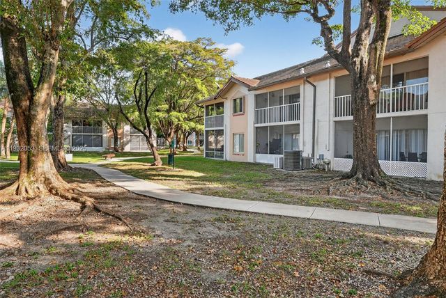 14106 SW 93rd Ln 14106, Miami, FL 33186