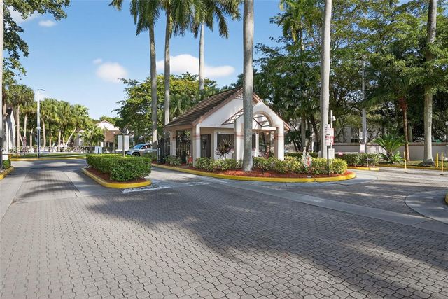 14106 SW 93rd Ln 14106, Miami, FL 33186