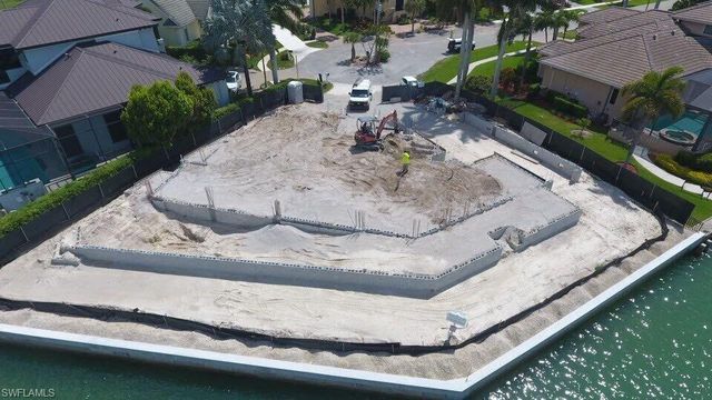 1261 Osprey CT, Marco Island, FL 34145