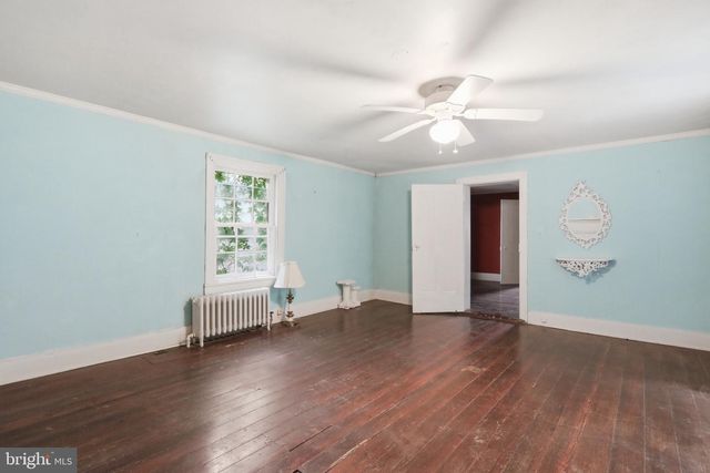 7927 MAIN ST, Middletown, VA 22645