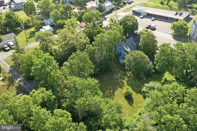 7927 MAIN ST, Middletown, VA 22645