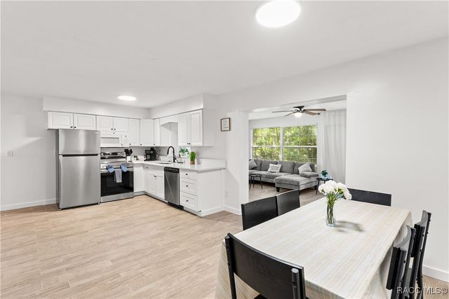 4104 N Sun Dance Point, Crystal River, FL 34428