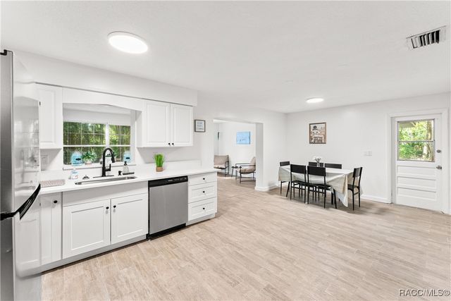 4104 N Sun Dance Point, Crystal River, FL 34428