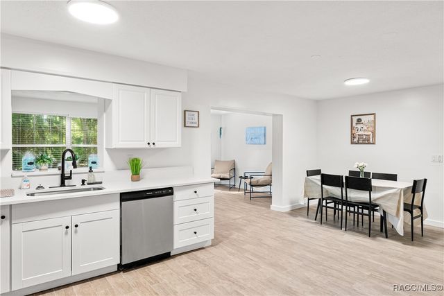 4104 N Sun Dance Point, Crystal River, FL 34428