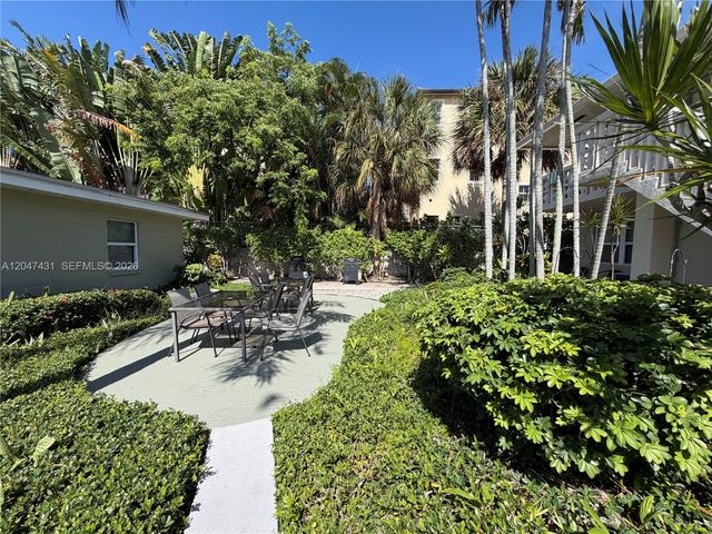 3230 NE 13th Street 2, Pompano Beach, FL 33062