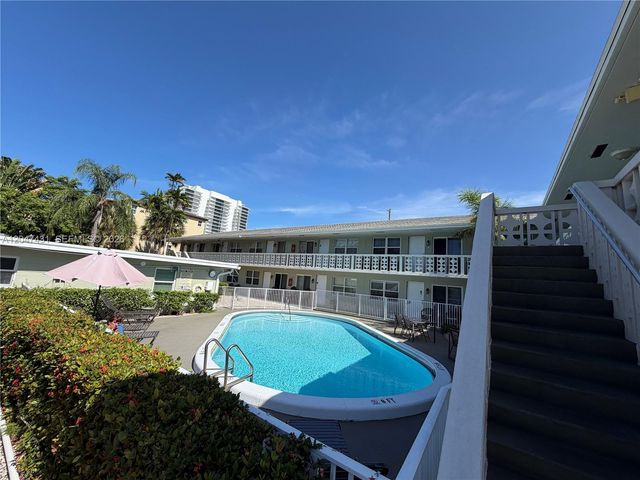 3230 NE 13th Street 2, Pompano Beach, FL 33062
