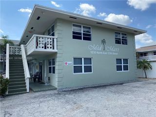 3230 NE 13th Street 2, Pompano Beach, FL 33062