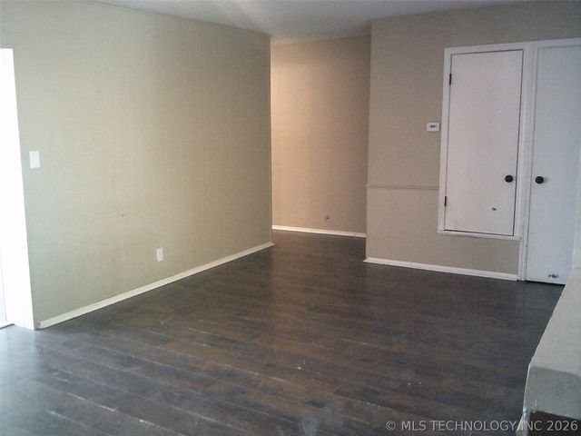 124 S Fenway Place, Bartlesville, OK 74006