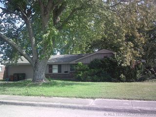 124 S Fenway Place, Bartlesville, OK 74006