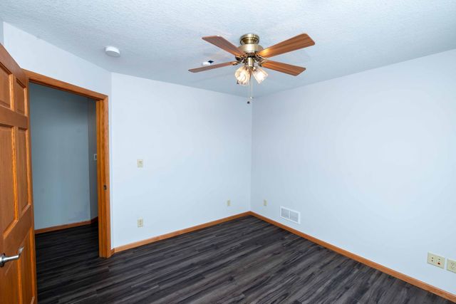 20625 Monroe Street NE, Cedar, MN 55011