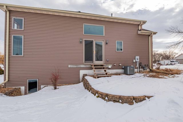 20625 Monroe Street NE, Cedar, MN 55011