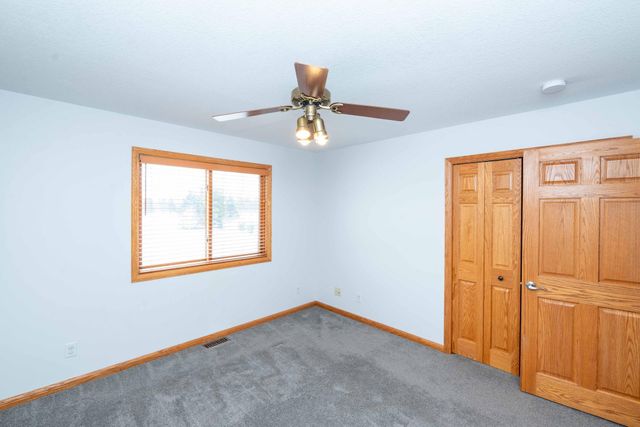 20625 Monroe Street NE, Cedar, MN 55011