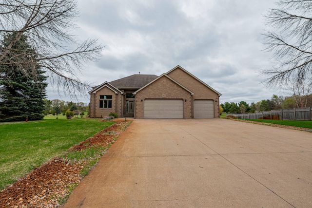 20625 Monroe Street NE, Cedar, MN 55011