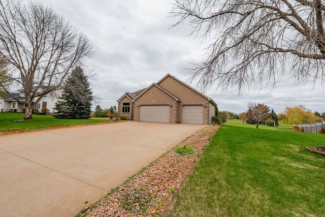 20625 Monroe Street NE, Cedar, MN 55011