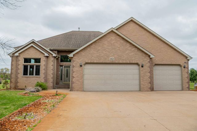 20625 Monroe Street NE, Cedar, MN 55011