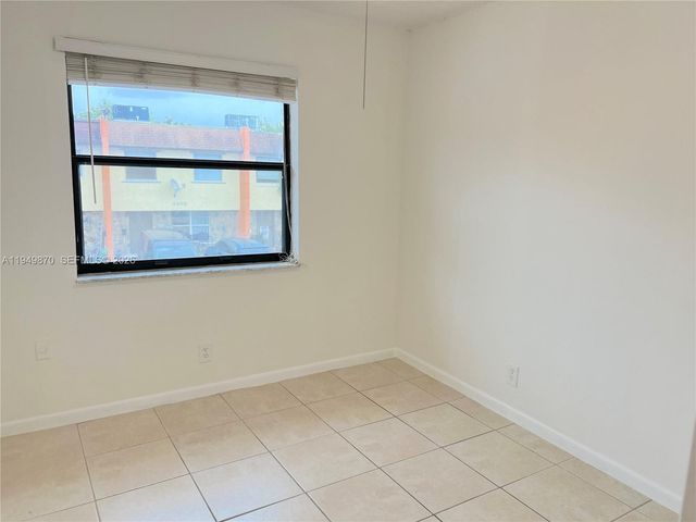 6518 SW 41st St 6518, Davie, FL 33314