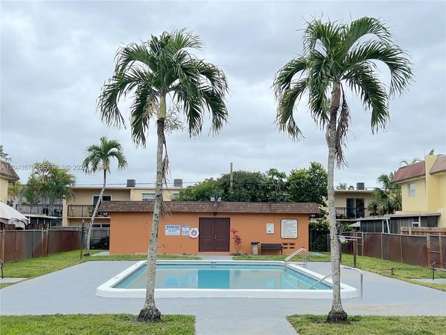 6518 SW 41st St 6518, Davie, FL 33314