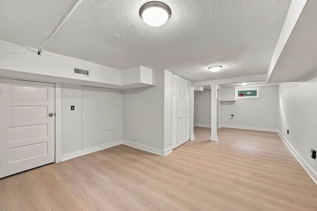 24 Hereford Road, Marblehead, MA 01945