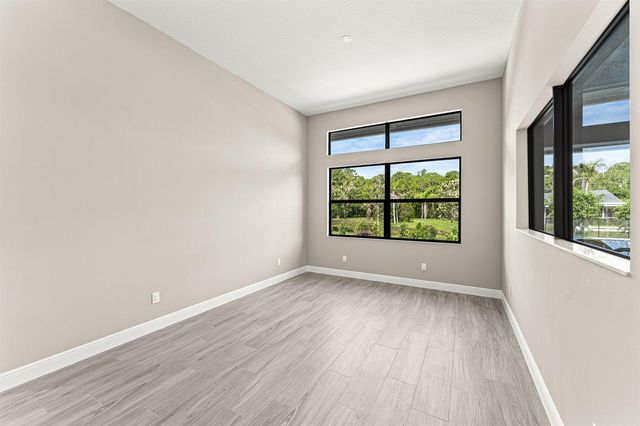 16631 132nd Terrace N, Jupiter, FL 33478