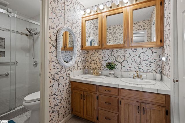 2604 Roper Mountain Road, Simpsonville, SC 29681