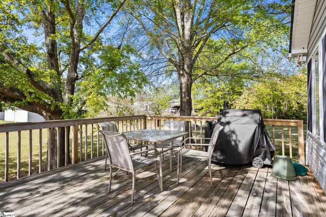 2604 Roper Mountain Road, Simpsonville, SC 29681