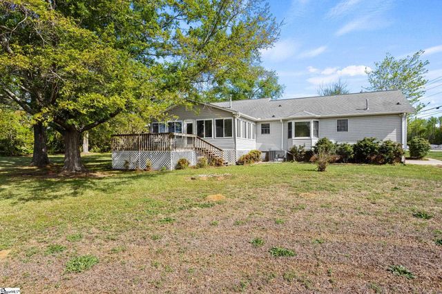 2604 Roper Mountain Road, Simpsonville, SC 29681