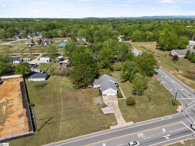 2604 Roper Mountain Road, Simpsonville, SC 29681