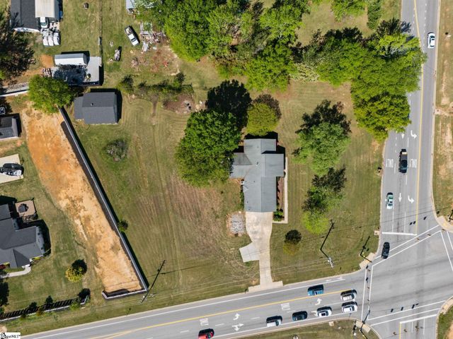 2604 Roper Mountain Road, Simpsonville, SC 29681