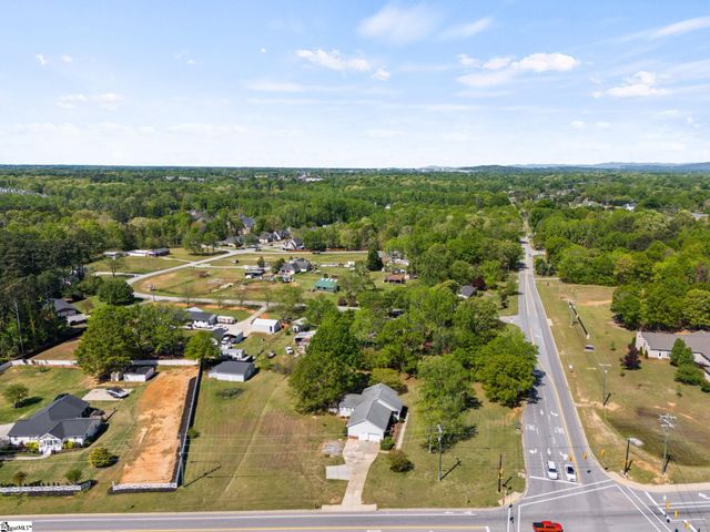 2604 Roper Mountain Road, Simpsonville, SC 29681