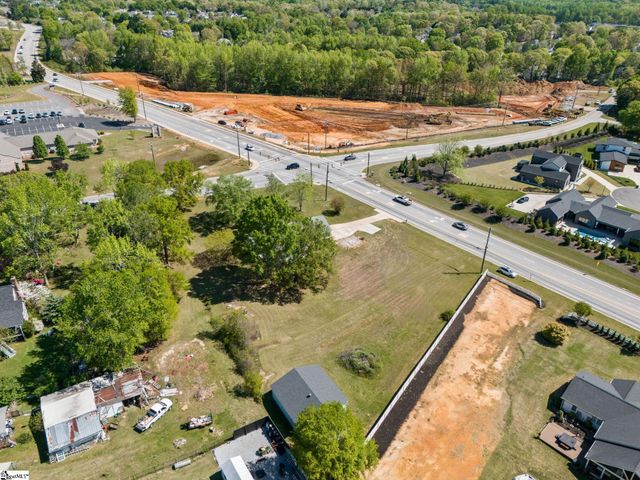 2604 Roper Mountain Road, Simpsonville, SC 29681