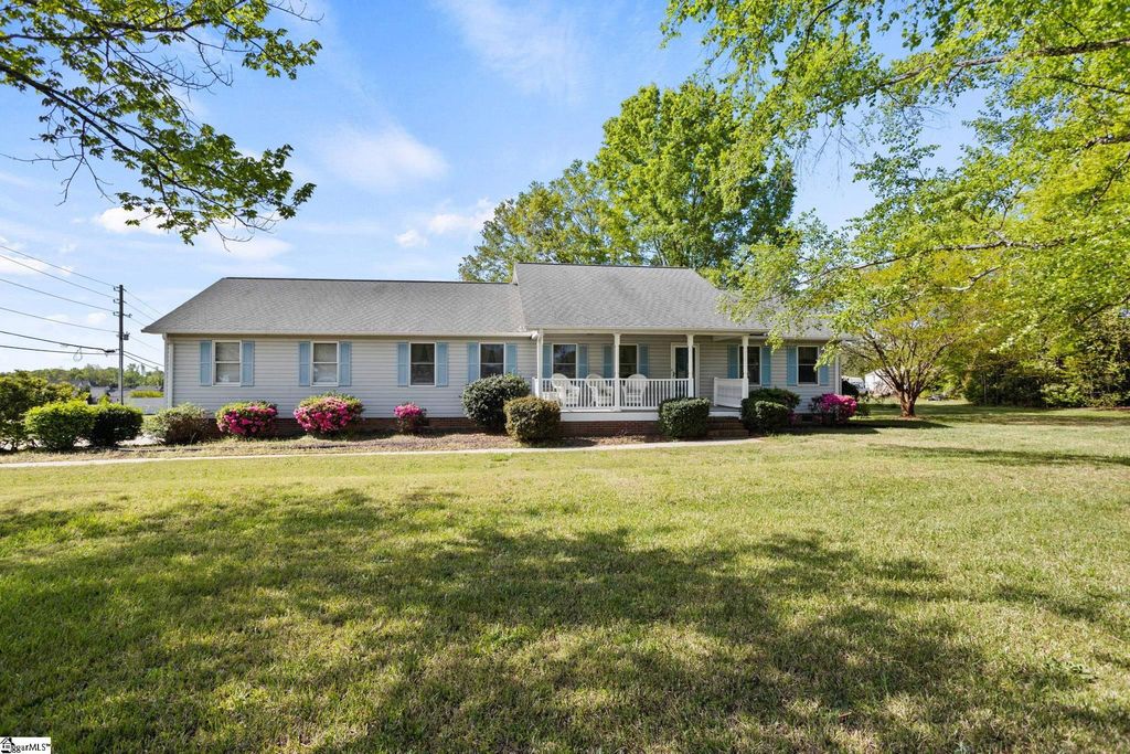 2604 Roper Mountain Road, Simpsonville, SC 29681