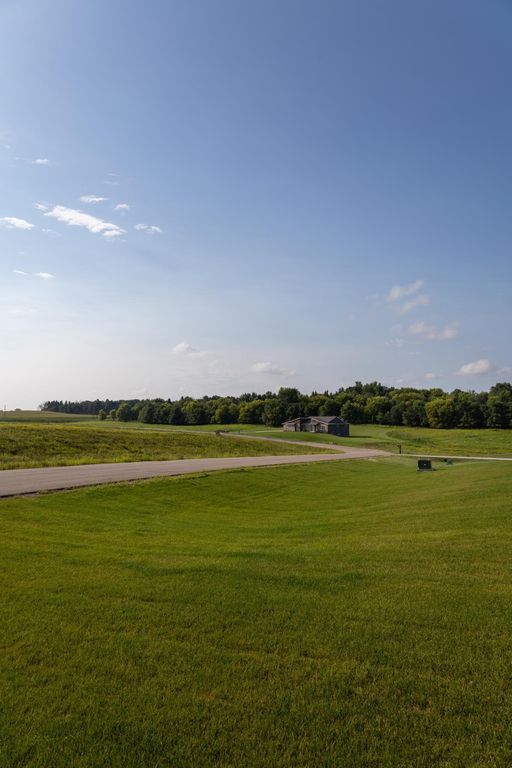 L6B2 Boelter Estates Drive NW, Rochester, MN 55901