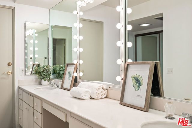 2079 S Ramitas Way, Palm Springs, CA 92264