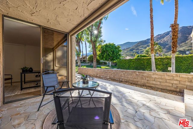 2079 S Ramitas Way, Palm Springs, CA 92264