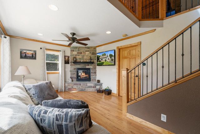W6093 Mariner Hills TRAIL, Elkhorn, WI 53121