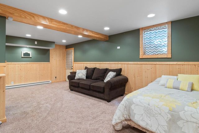 W6093 Mariner Hills TRAIL, Elkhorn, WI 53121