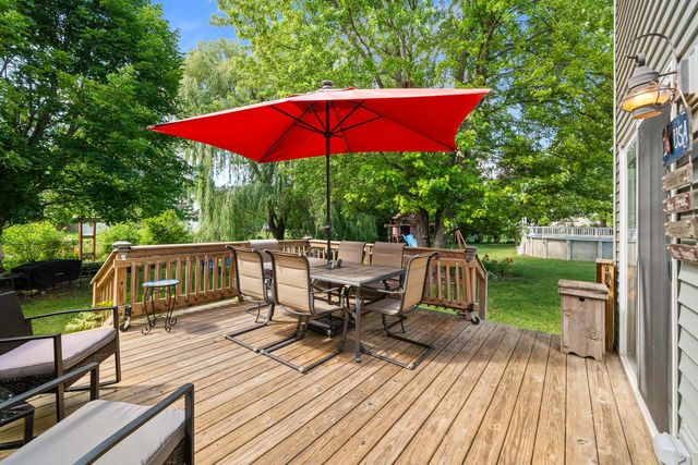 W6093 Mariner Hills TRAIL, Elkhorn, WI 53121