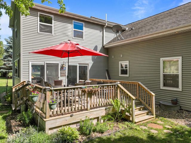 W6093 Mariner Hills TRAIL, Elkhorn, WI 53121