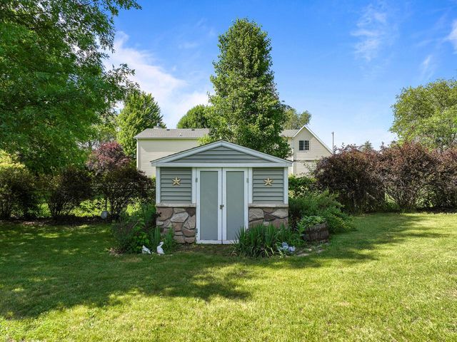 W6093 Mariner Hills TRAIL, Elkhorn, WI 53121