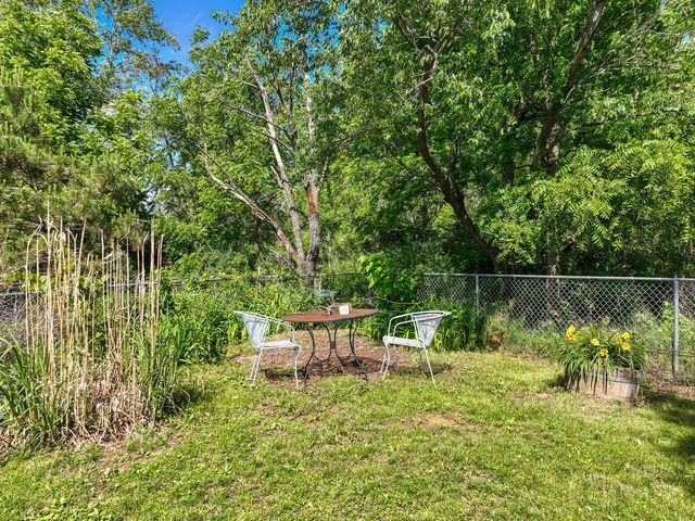 W6093 Mariner Hills TRAIL, Elkhorn, WI 53121